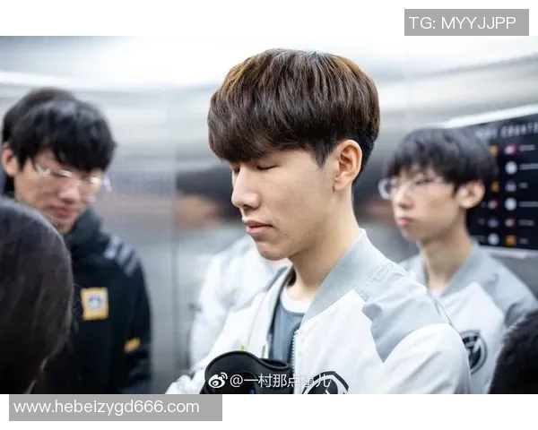 s15电竞独家解析IG当前状态与历史表现的深度对比分析