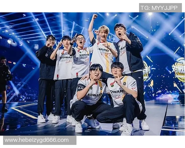 电竞新闻EDG战队在世界冠军杯积分榜中以64分稳居第一，展现强大实力